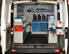 01_Allestimento per furgone Trafic completo a Trofarello da Syncro System